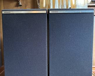 Tested & Working vintage Magnavox speakers 