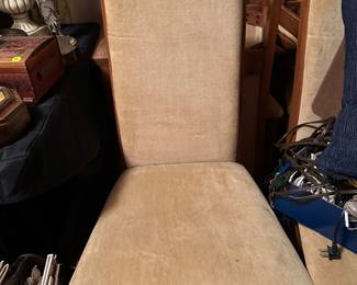 MCM Dining Room Table & 6 Chairs — has matching buffet server and hutch