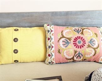 decorative throw pillows