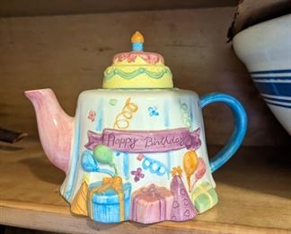ceramic teapot