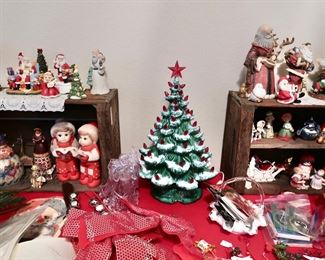 Nice Vintage Ceramic Lighted Christmas Tree