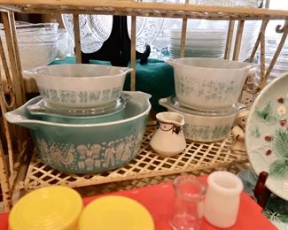 Turquoise Amish Design Pyrex