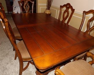 Legacy Classic dining room table