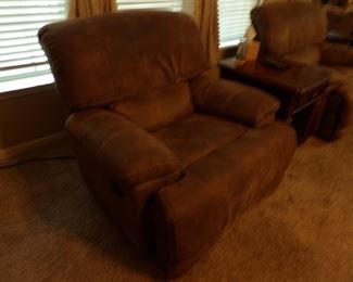 Leather/faux suede recliner