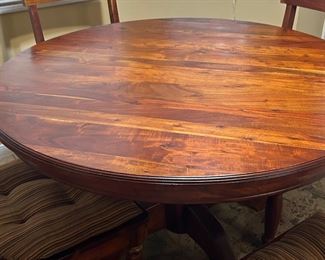 Circular kitchen table