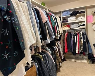 TONS AND TOND OF WOMENS CLOTHING