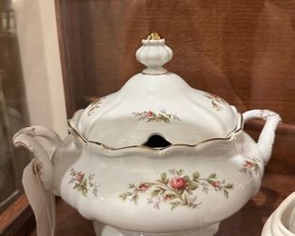Johann Haviland Moss Rose Tureen