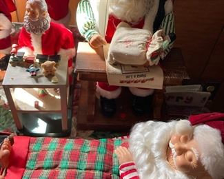 Vintage animated Santa