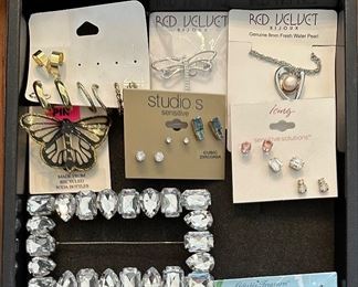 Earrings, Bracelet, Necklace, Pins