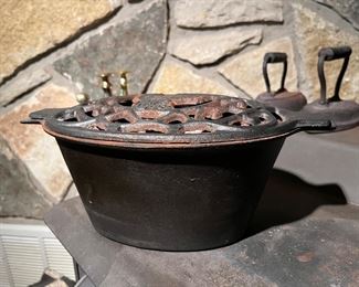 Cast iron steamer humidifier