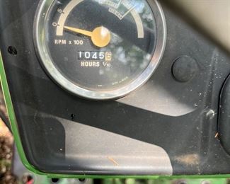 John Deere 850 tractor with front end loader and box blade; runs with jump start