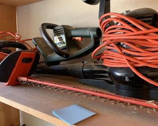 Outdoor yard tools