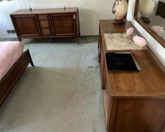 Mid Century CENTURY Furniture 