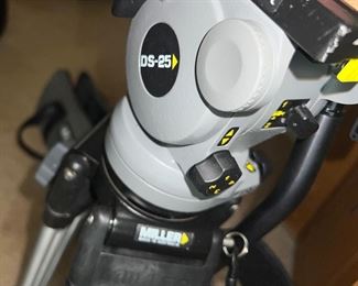 MILLER DS-25 Fluid Head