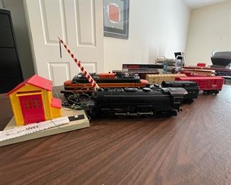 Lionel train cars