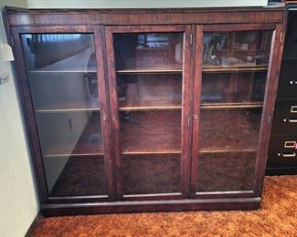 This item available for pre-sale.