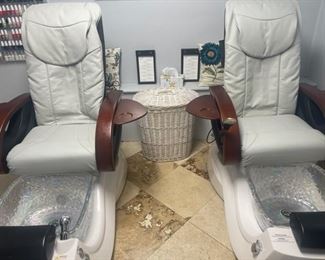 CLEO Deluxe Pedicure Spa Chair