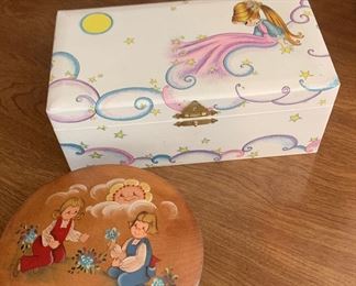 Vintage jewelry boxes