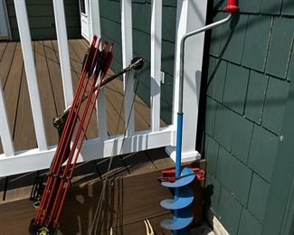 Fishing auger, a compound bow w/ atrows, (according to the antlers the bow must work.!?)