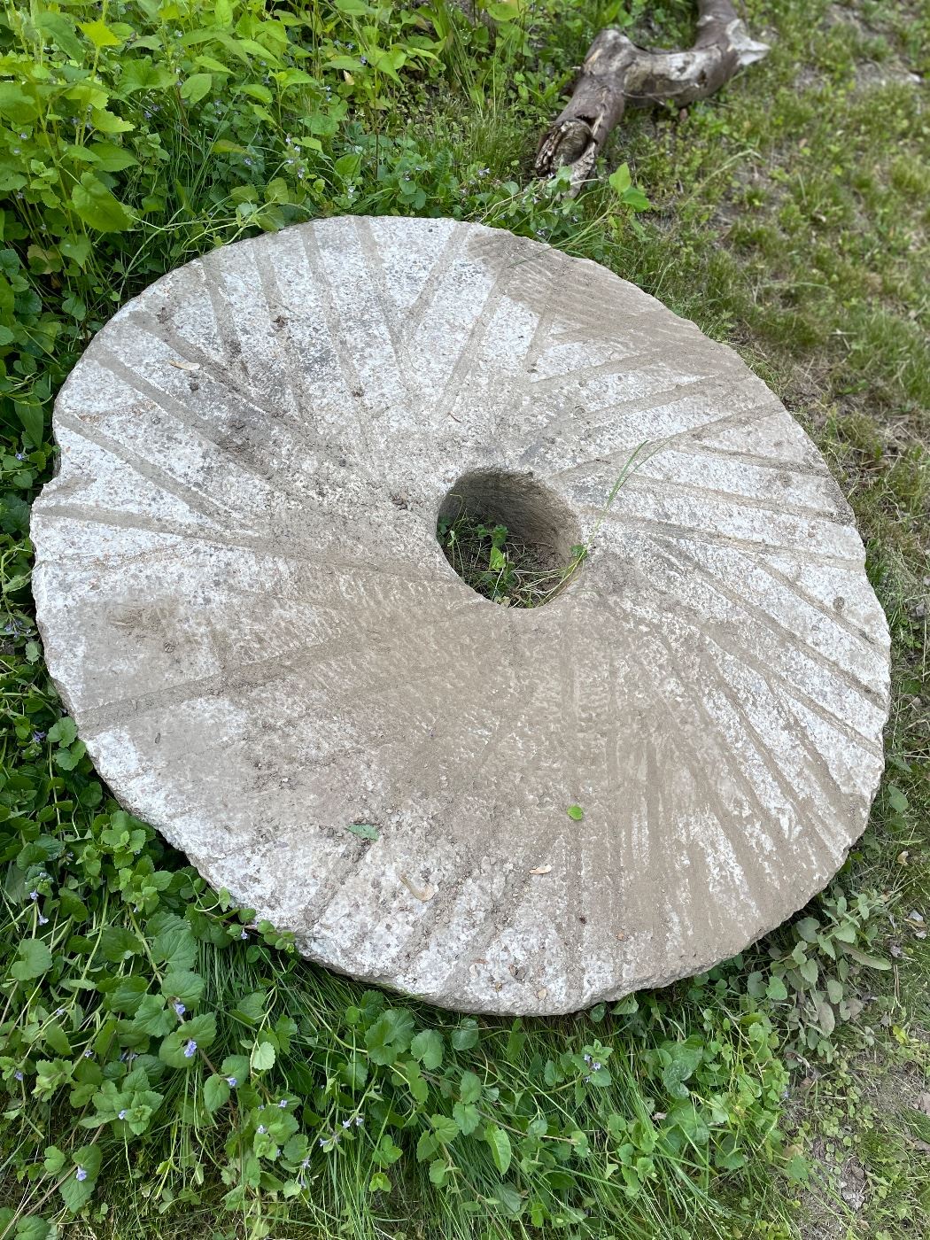 4.5’ in diameter 
There’s a pair