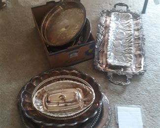 Silverplate  serving pieces 