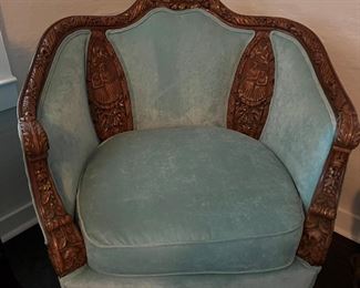 Beaurtiful chair