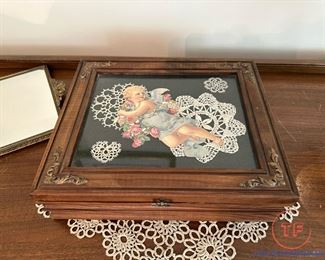 Victorian Jewelry / Keepsake Box