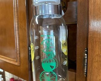 Vintage PYREX Lemon / Lime Pitcher