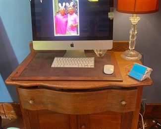 Beautiful cabinet $150