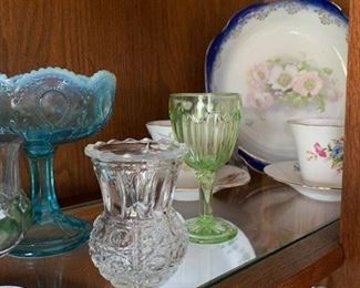 Very delicate, pretty glassware.