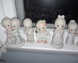 Precious Moments Figurines