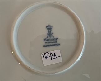 Kaiser Romantica Porcelain China (112pc)