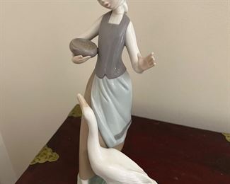 Lladro Girl Feeding Goose Porcelain Figurine