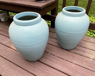 Roseville No 139 Pottery Planter (pr)