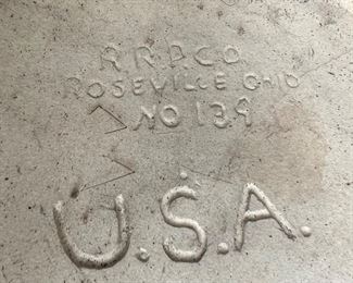 Roseville No 139 Pottery Planter (pr)