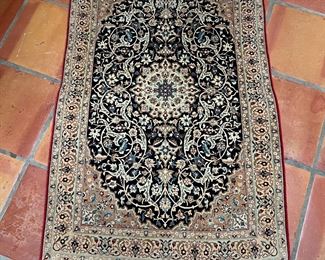 Hand-knotted Wool Persian Rug (48"L x 31"W)