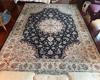 Hand-knotted Wool Turkish Rug (144"L x 108"W)