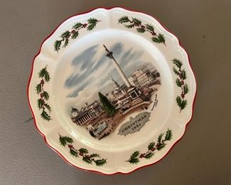 Wedgwood Trafalgar Square 1981 Christmas Plate