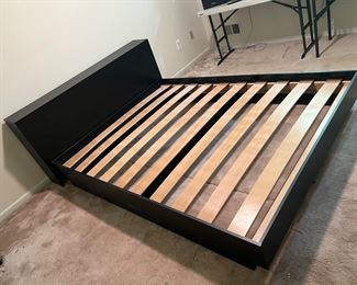 Queen Raised Headboard Platform Bed