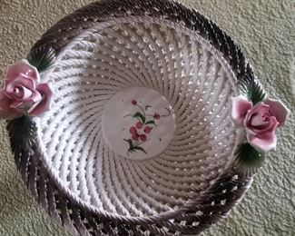Vintage Capodimonte lattice bowl