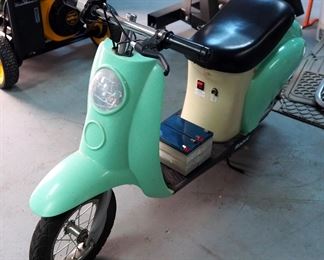 Razor 28" Pocket Mod Scooter, With Air Tires And Hand Brake, Includes 2 Rechargeable Power Sonic 12V Batteries, Model PS1290 F2, Charger, And Manual