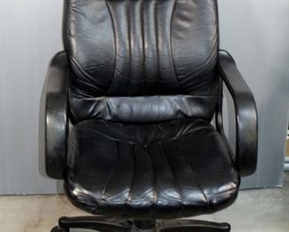 Adjustable Swivel Rolling Office Chair, City Of Belton Surplus
