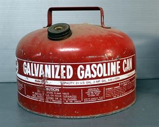 Vintage Eagle And Tru-Test 2.5 Gal Galvanized Gas Cans