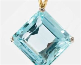 Aquamarine Pendant