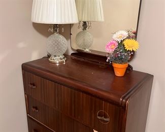 Vintage waterfall chest with mirror