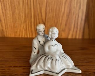 Vintage 2” Bride and Groom cake topper