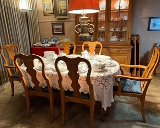 This dining table and chairs are made of pinewood.  Maybe not terribly fancy, but still stylish with lots of life left in them.  