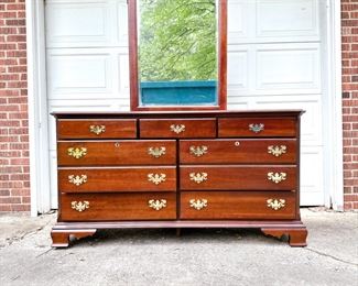 KINCAID FURNITURE CO. 7 DRAWER DRESSER WITH VERTICAL MIRROR