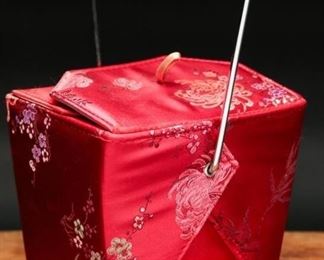 Yans NY Chinese Take-Out Box Hang Bag
