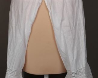 Eyelet Trimmed Lace Cotton Bloomer Shorts (2)
